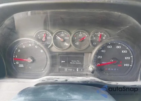 2021 Chevrolet Silverado 1500 4Wd Standard Bed Wt z USA, uszkodzony, nr VIN 1GCRYAEFXMZ202378